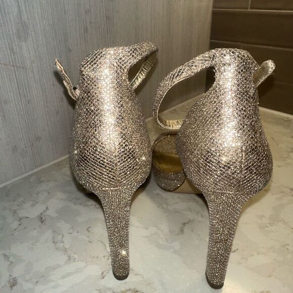 Michael Kors Sparkly Gold Women’s Heels - Picture 5 of 8